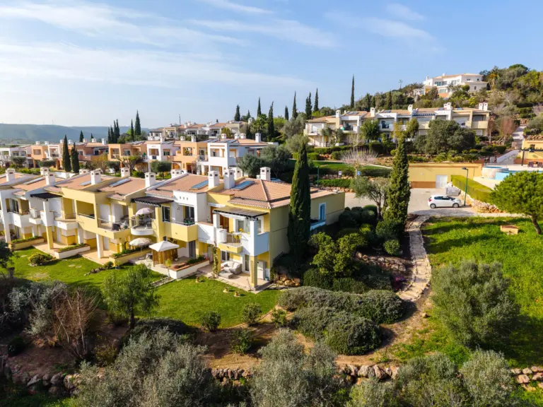 Algarve tourism 2026